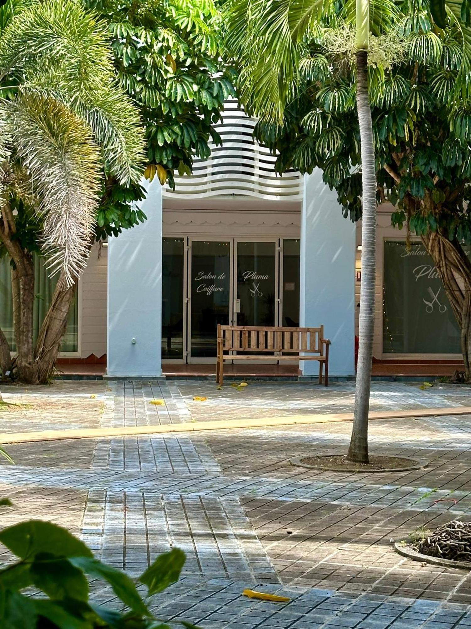 Tropical Cocooning Aparthotel Saint-Francois  Exterior photo